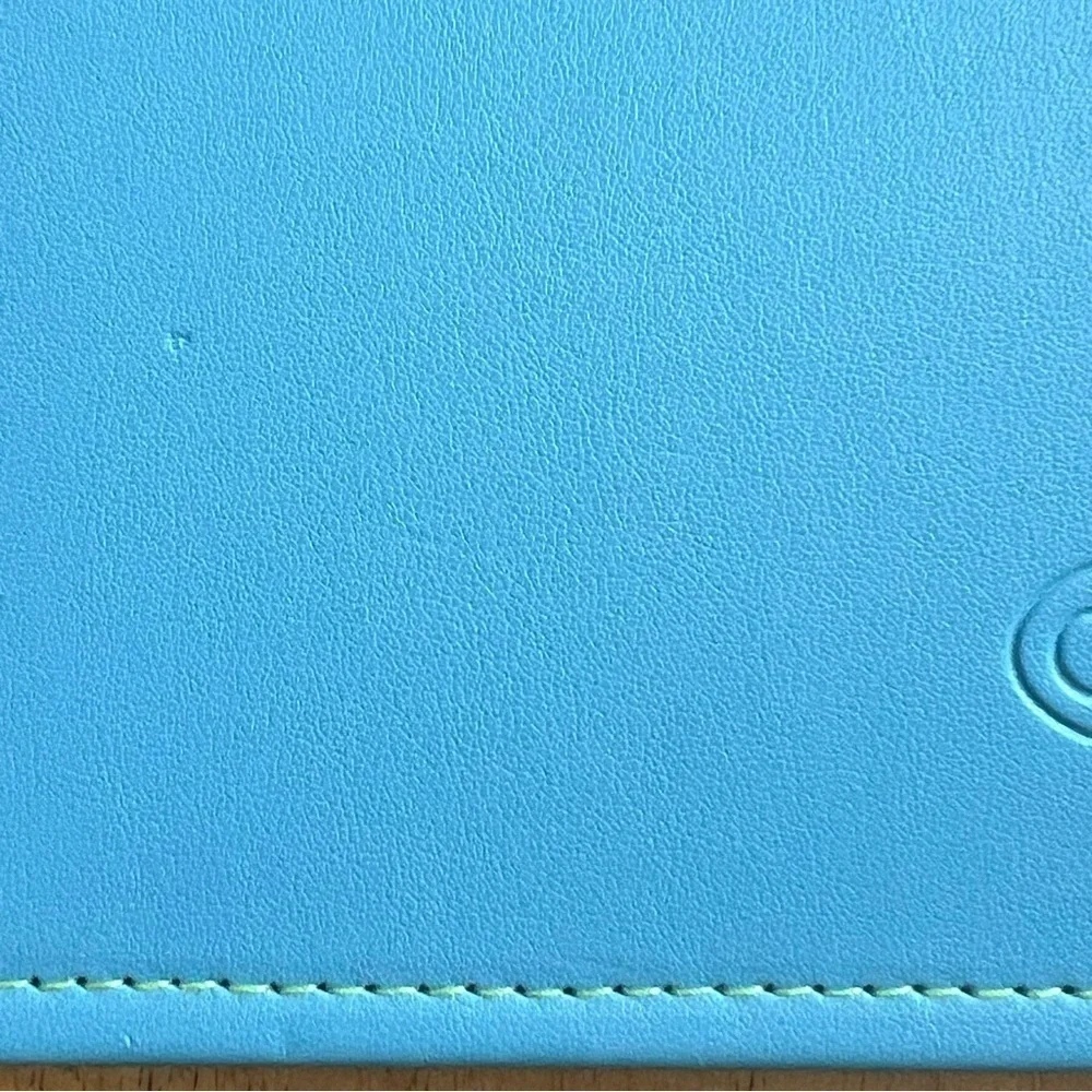 Creative Memories 9 x 9 PicFolio Album 12 Fabric Pages Blue with Green Stitching